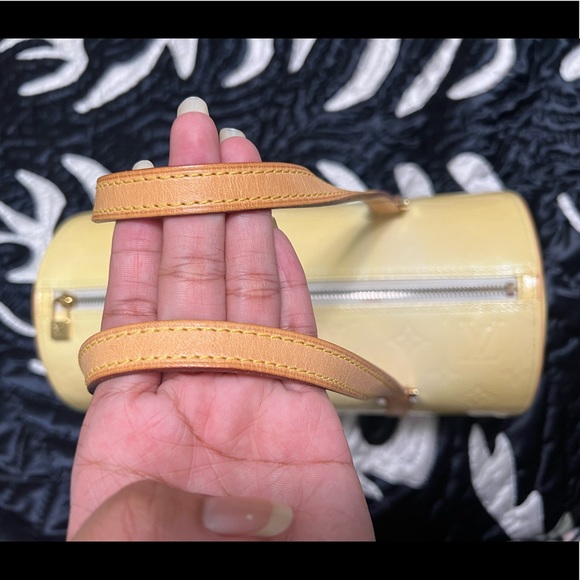 Louis Vuitton Bedford Monogram Vernis - Picture 4 of 12